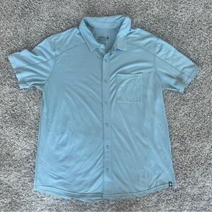 Light Blue Short-Sleeve Men's Button-Up Shirt